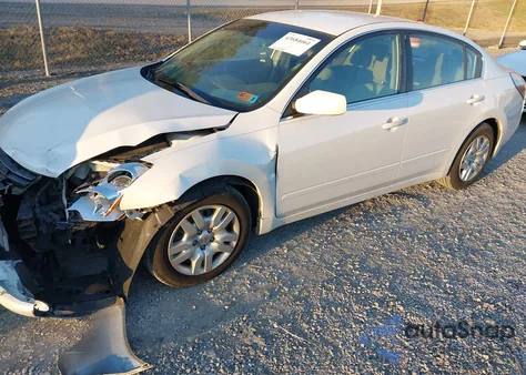 2010 Nissan Altima 2.5 из США, поврежденный, VIN 1N4AL2AP8AN502073